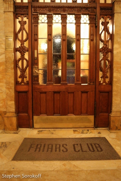 Photo Coverage: Dominic Chianese Performs at Italian Night at The Friars Club Image