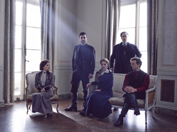 Photo Flash: DOCTOR ZHIVAGO Cast Bundles Up for Broadway; Rush Policy Announced! Image