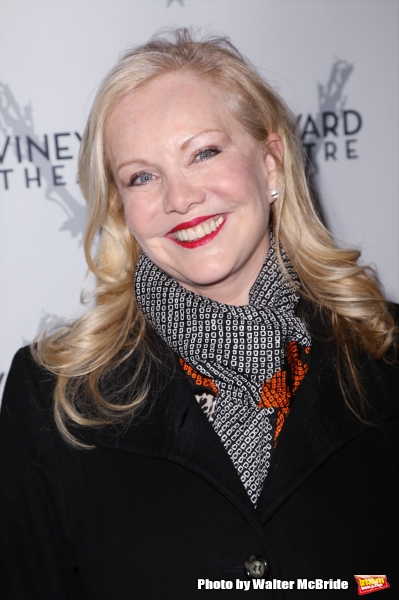 Photo Coverage: On the Red Carpet for Vineyard Theatre's 2015 Gala, Honoring Margo Lion Image