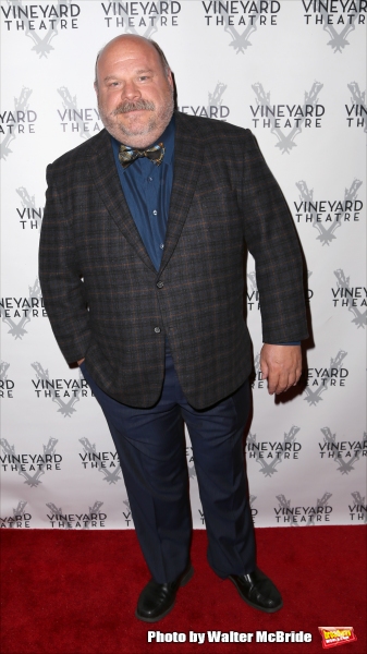 Photo Coverage: On the Red Carpet for Vineyard Theatre's 2015 Gala, Honoring Margo Lion Image