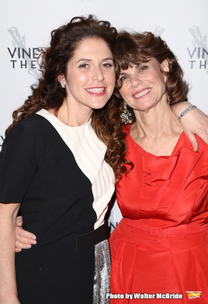 Photo Coverage: On the Red Carpet for Vineyard Theatre's 2015 Gala, Honoring Margo Lion Image