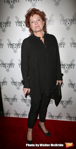 Photo Coverage: On the Red Carpet for Vineyard Theatre's 2015 Gala, Honoring Margo Lion Image