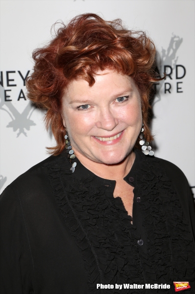 Photo Coverage: On the Red Carpet for Vineyard Theatre's 2015 Gala, Honoring Margo Lion Image