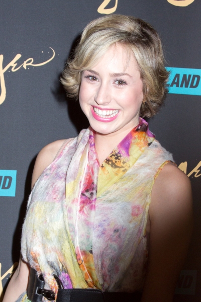 Photo Coverage: Inside the YOUNGER Premiere with Sutton Foster, Hilary Duff, Debi Mazar, Miriam Shor and More! 