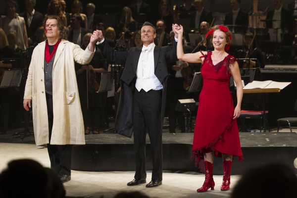 Photo Flash: First Look at ENO's SWEENEY TODD's Opening Night, with Bryn Terfel & Emma Thompson Image
