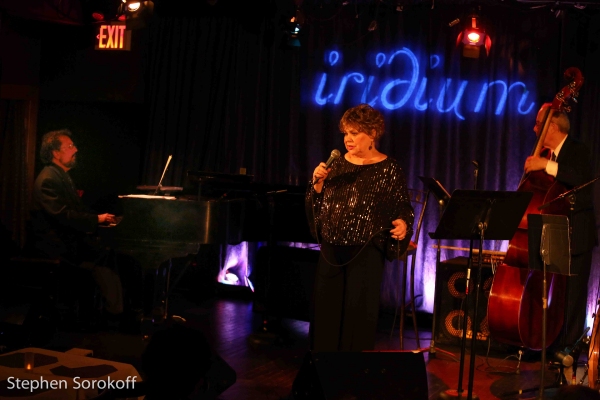 Photo Coverage: Joyce Breach Plays the Iridium Image