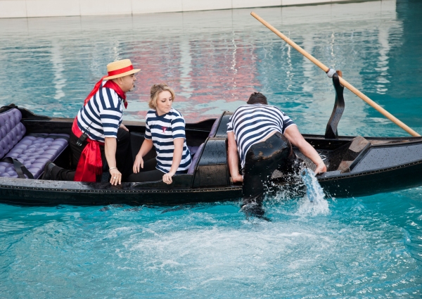 Photo Flash: The Venetian Las Vegas Reveals Secrets Behind Gondolier University Image