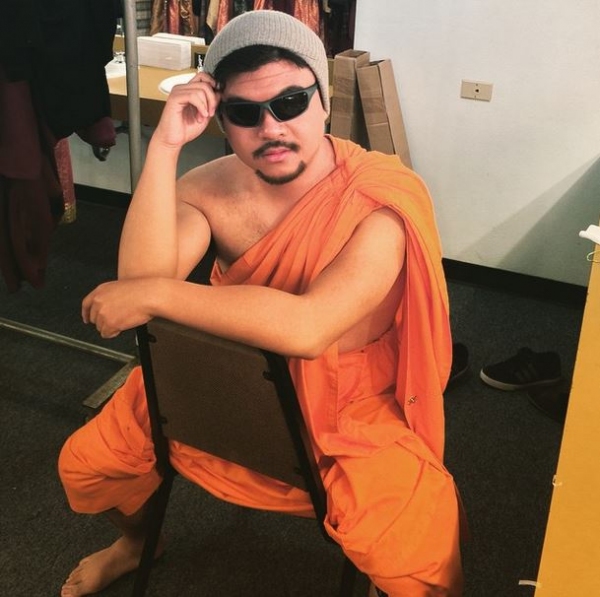 Photo Flash: Saturday Intermission Pics - 4/04 - HONEYMOON IN VEGAS Takes Final #SIP, PIPPIN Cast Hunts Easter Eggs, and More! Image