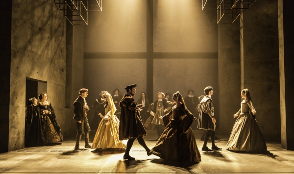 Photo Flash: Welcome to Court- First Look at WOLF HALL: PARTS 1 & 2 on Broadway! Image