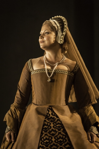 Photo Flash: Welcome to Court- First Look at WOLF HALL: PARTS 1 & 2 on Broadway! Image