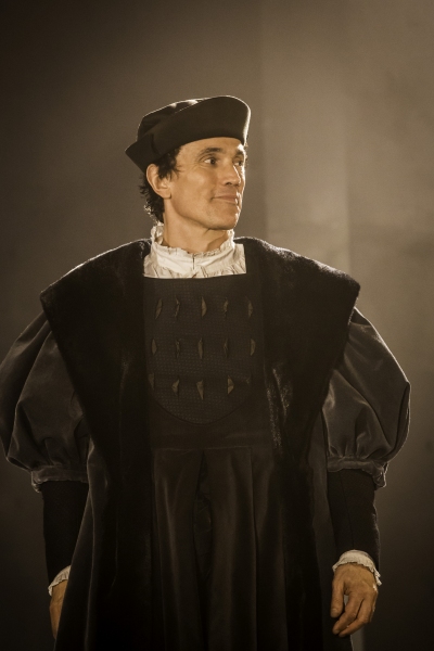 Photo Flash: Welcome to Court- First Look at WOLF HALL: PARTS 1 & 2 on Broadway! Image