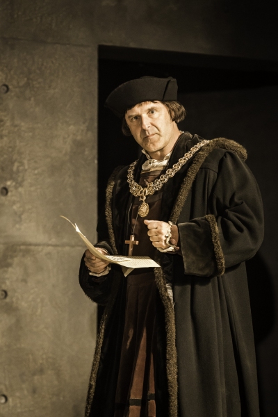 Photo Flash: Welcome to Court- First Look at WOLF HALL: PARTS 1 & 2 on Broadway! Image