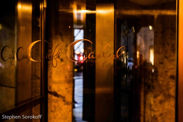 Photo Coverage: Tony Winner Lena Hall Makes Cafe Carlyle Debut! Image