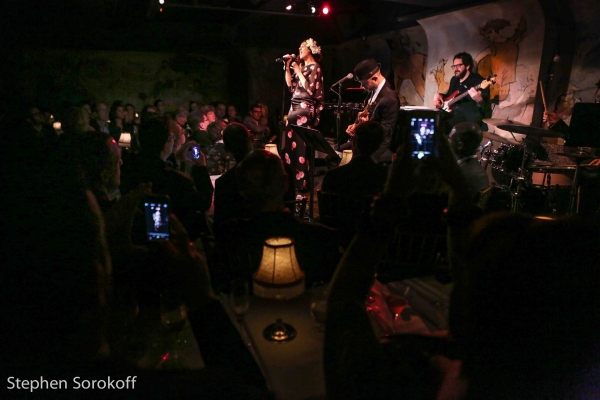Photo Coverage: Tony Winner Lena Hall Makes Cafe Carlyle Debut! Image
