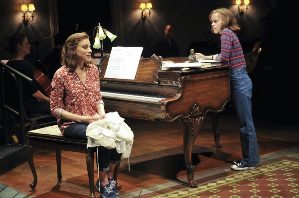 Photo Flash: Meet the Family- First Look at FUN HOME on Broadway! Image