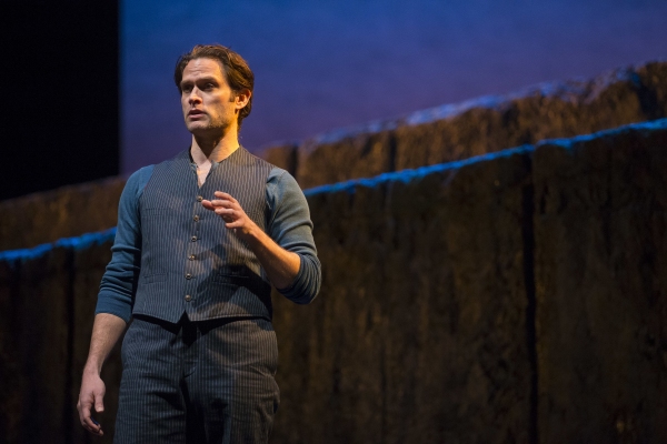 Photo Flash: First Look at Laura Osnes, Steven Pasquale & More in Lyric Opera of Chicago's Stunning CAROUSEL! Image