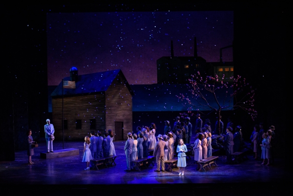 Photo Flash: First Look at Laura Osnes, Steven Pasquale & More in Lyric Opera of Chicago's Stunning CAROUSEL! Image