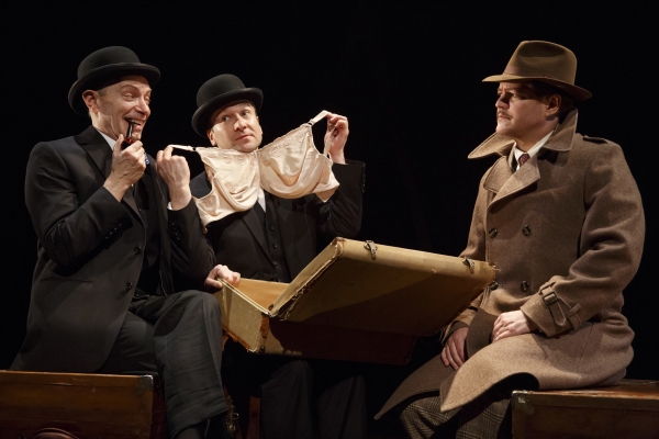 Photo Flash: First Look at Robert Petkoff, Arnie Burton and More in 39 STEPS Off-Broadway Image