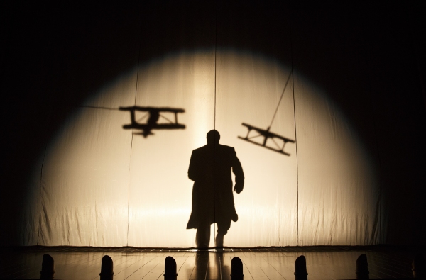 Photo Flash: First Look at Robert Petkoff, Arnie Burton and More in 39 STEPS Off-Broadway Image