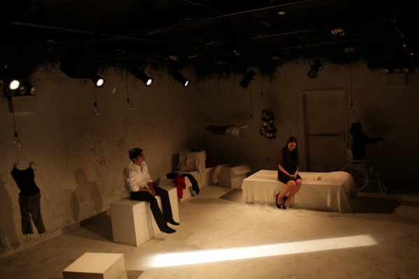 Photo Flash: First Look at GRUESOME PLAYGROUND INJURIES, Opening Tonight at Teatro Circulo Image