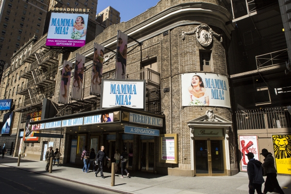 Photo Coverage: Spring is In the Air- Broadway Warms Up for New Season!  Image