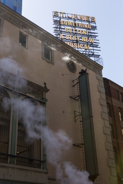 Photo Coverage: Spring is In the Air- Broadway Warms Up for New Season! Photo Coverage: Spring is In the Air- Broadway Warms Up for New Season! Image