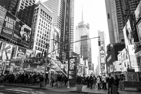 Photo Coverage: Spring is In the Air- Broadway Warms Up for New Season!  Image