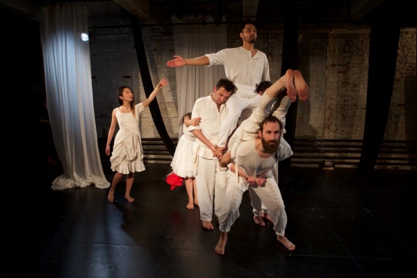 Photo Flash: First Look at Blessed Unrest's DORUNTINE with Teatri ODA Image