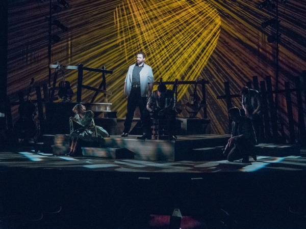 Photo Flash: First Look at RING OF FIRE at The Palace Theater Image