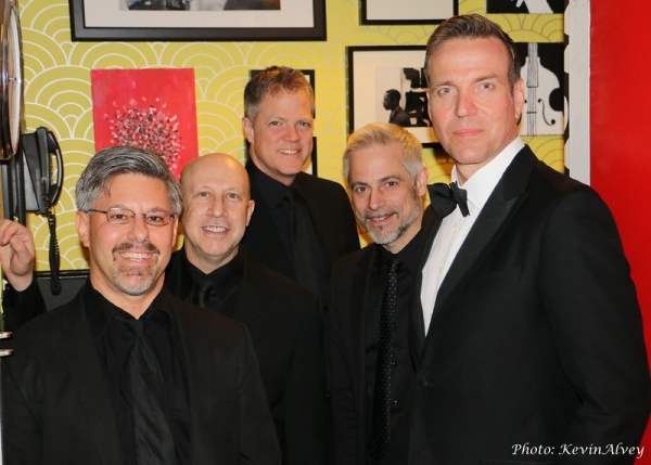 Photo Flash: Todd Murray Brings 'CROON' to Birdland Image