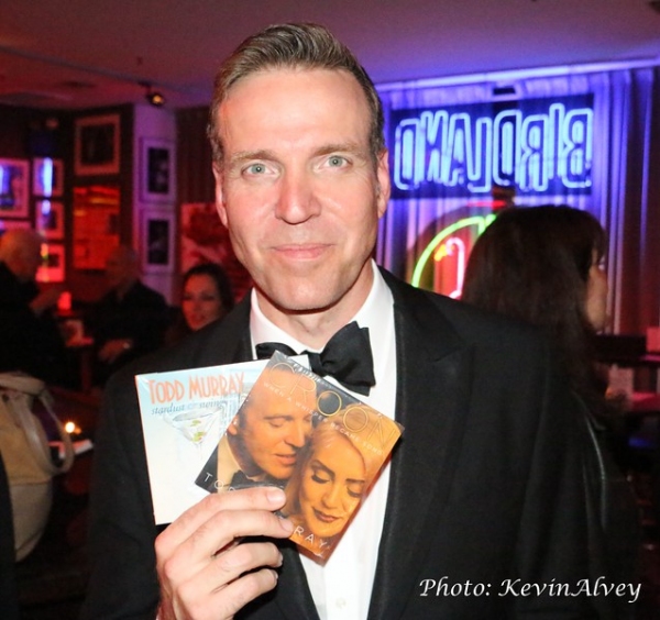 Photo Flash: Todd Murray Brings 'CROON' to Birdland Image