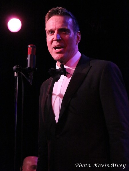 Photo Flash: Todd Murray Brings 'CROON' to Birdland Image