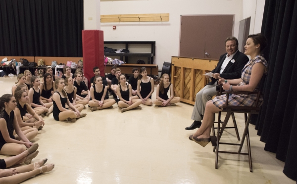 Photo Flash: Original Mary Poppins Broadway Performer Ashley Brown Surprises Students at Walt Disney World Resort  Image