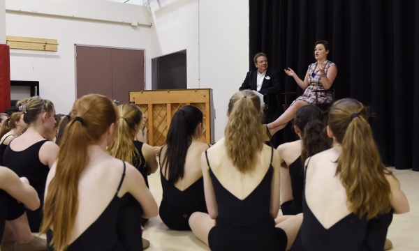 Photo Flash: Original Mary Poppins Broadway Performer Ashley Brown Surprises Students at Walt Disney World Resort  Image