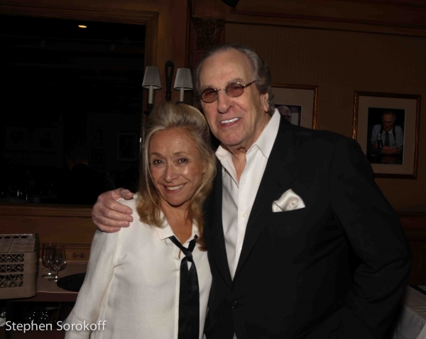 Photo Coverage: Bernadette Peters, Danny Aiello, Mayor David Dinkins & Others Celebrate Irv Welzer at the Friars Image