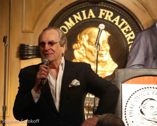 Photo Coverage: Bernadette Peters, Danny Aiello, Mayor David Dinkins & Others Celebrate Irv Welzer at the Friars Image