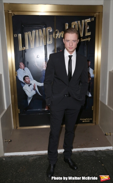 Photo Coverage: Inside LIVING ON LOVE's Red Carpet Theatre Arrivals!  Image
