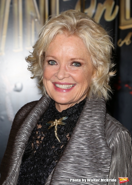 Photo Coverage: Inside LIVING ON LOVE's Red Carpet Theatre Arrivals!  Image