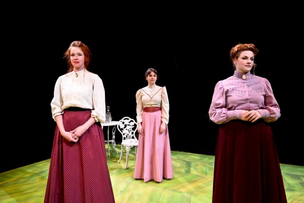 Photo Flash: First Look at The Hypocrites' THREE SISTERS at The Den Theatre Image