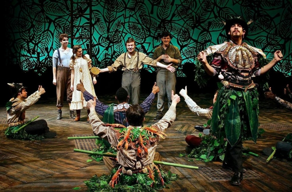 Photo Flash: First Look at the Milwaukee Rep's PETER AND THE STARCATCHER Image