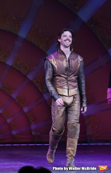 Photo Coverage: Brian d'Arcy James, Christian Borle & Cast of SOMETHING ROTTEN! Take Opening Night Bows on Broadway Image