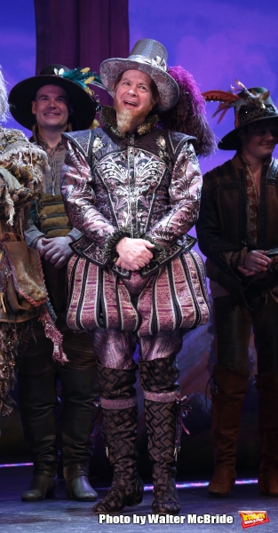Photo Coverage: Brian d'Arcy James, Christian Borle & Cast of SOMETHING ROTTEN! Take Opening Night Bows on Broadway Image
