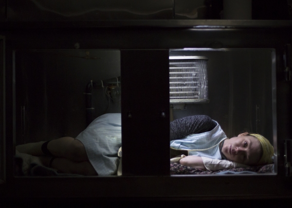 Photo Flash: First Look at Tracy Weller in JARRING Image