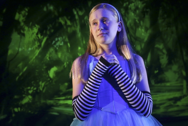 Photo Flash: First Look at 'WONDERLAND' at Chicago Children's Theatre Image