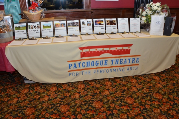 Photo Coverage: Sound Check and Arrivals for Ronan Tynan at The Patchouge Theatre Gala Image