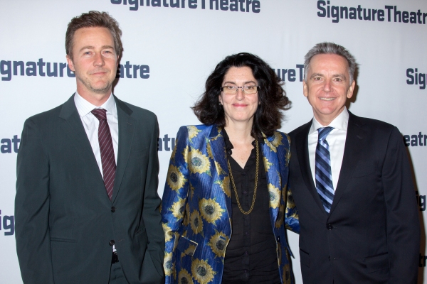Photo Coverage: Sigourney Weaver, Rebecca Naomi Jones & More Turn Out for Signature Theatre's Annual Gala Image