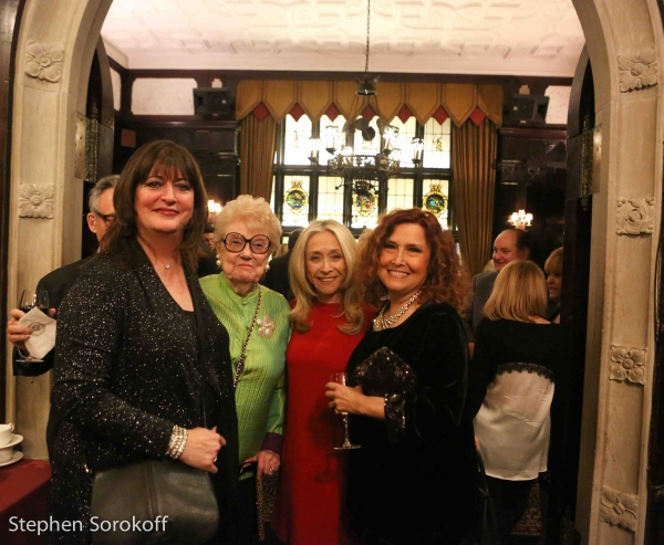 Photo Coverage: Friars Club Honors Melissa Manchester Image