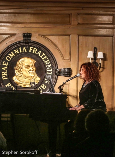 Photo Coverage: Friars Club Honors Melissa Manchester Image