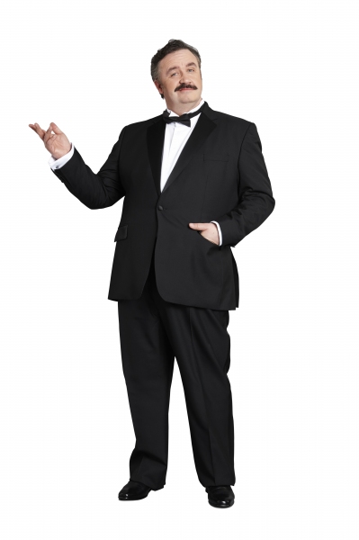 Photo Flash: Sneak Peek at Michael Praed, Noel Sullivan  and More in UK's DIRTY ROTTEN SCOUNDRELS Tour Image