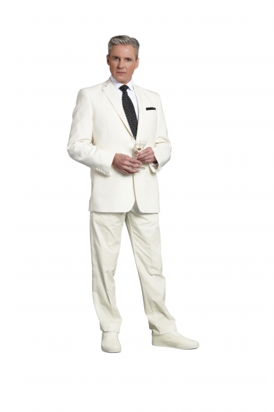 Photo Flash: Sneak Peek at Michael Praed, Noel Sullivan  and More in UK's DIRTY ROTTEN SCOUNDRELS Tour Image